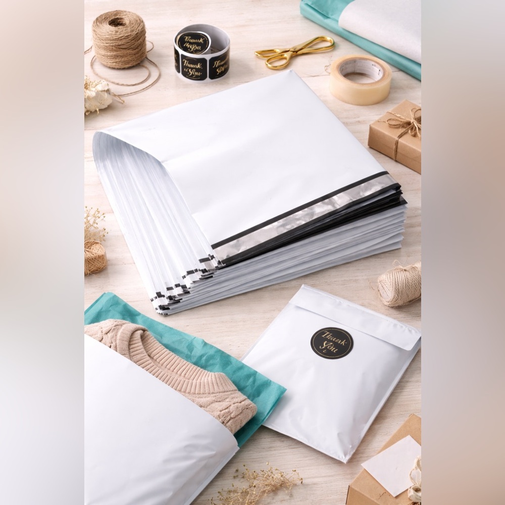 14.5” x 19” White Poly Mailers - Set of 20pcs